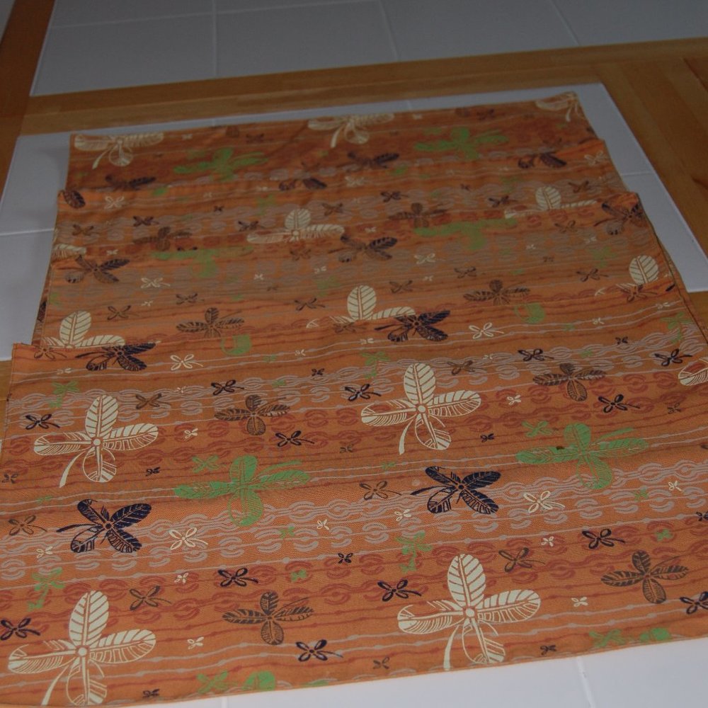 4 Brown/Beige/Brown Tones W/Feather Like Flowers Placemats W/Solid  Backing